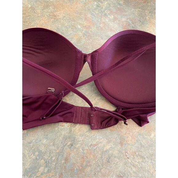 Victoria’s Secret Very Sexy Push-Up Bra 34DD - Picture 5 of 6